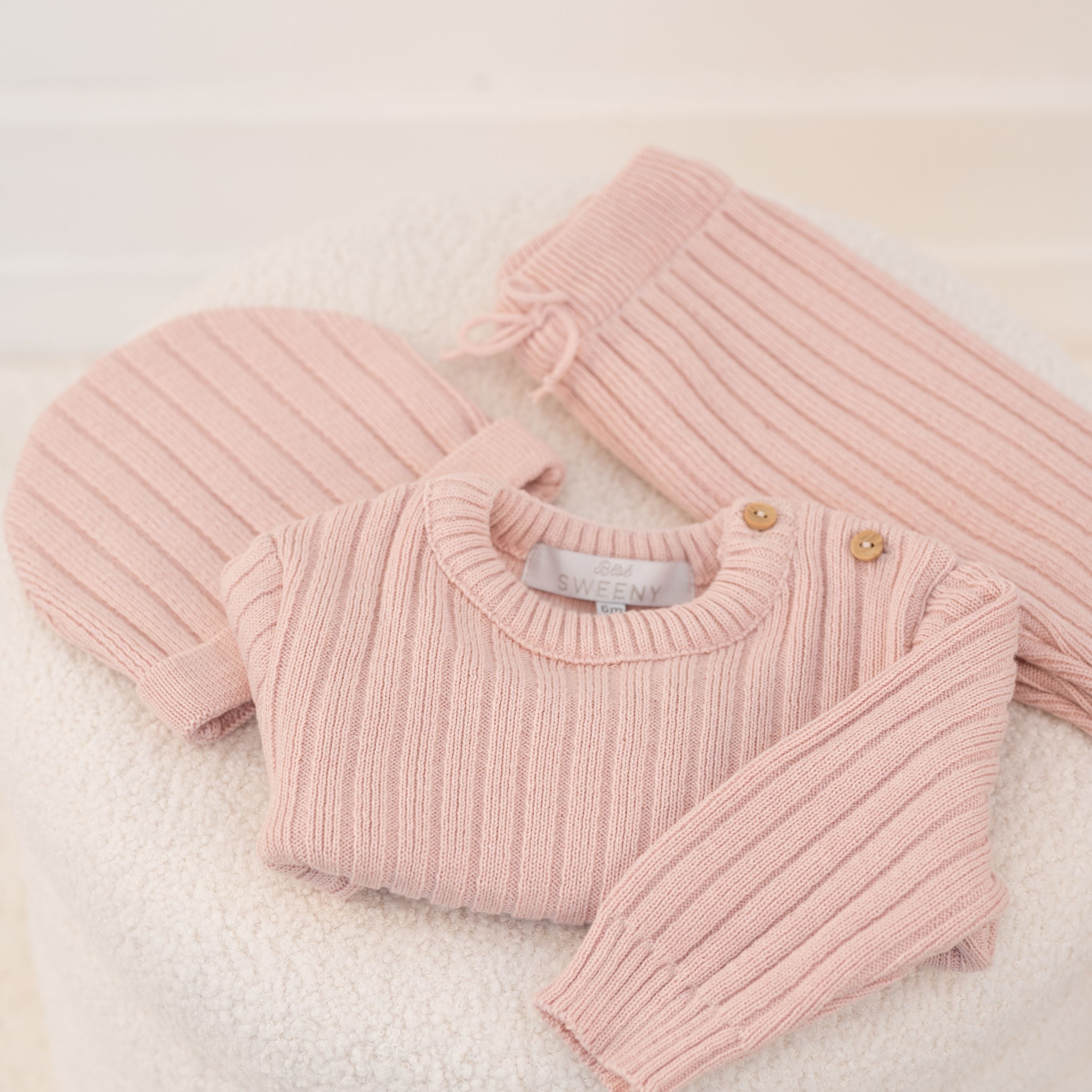 Shop Girls' Sets & Outfits | Trendy Looks for Every Occasion